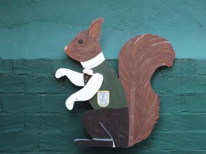 Hans-Hermann-Kunstaktion: das Eichhörnchen als Jungschütze